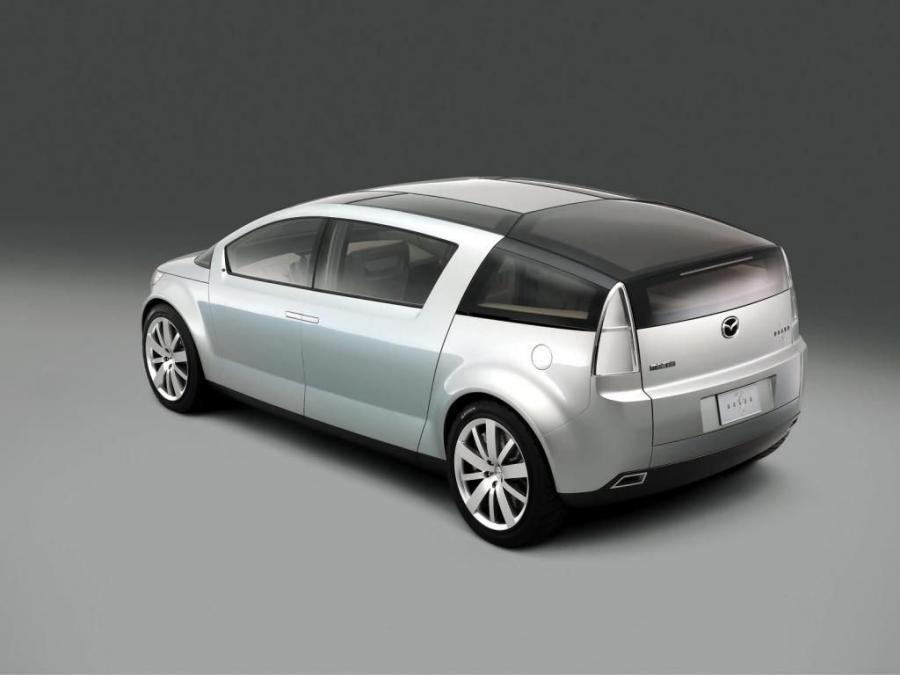  Mazda Washu Concept 2003 года  (фото 5 из 20)